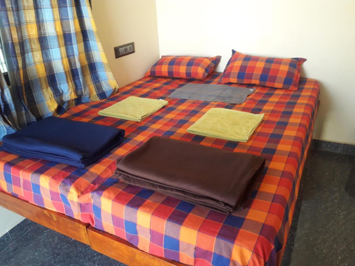 Royal Homestay New ฮัมปี ภายนอก รูปภาพ